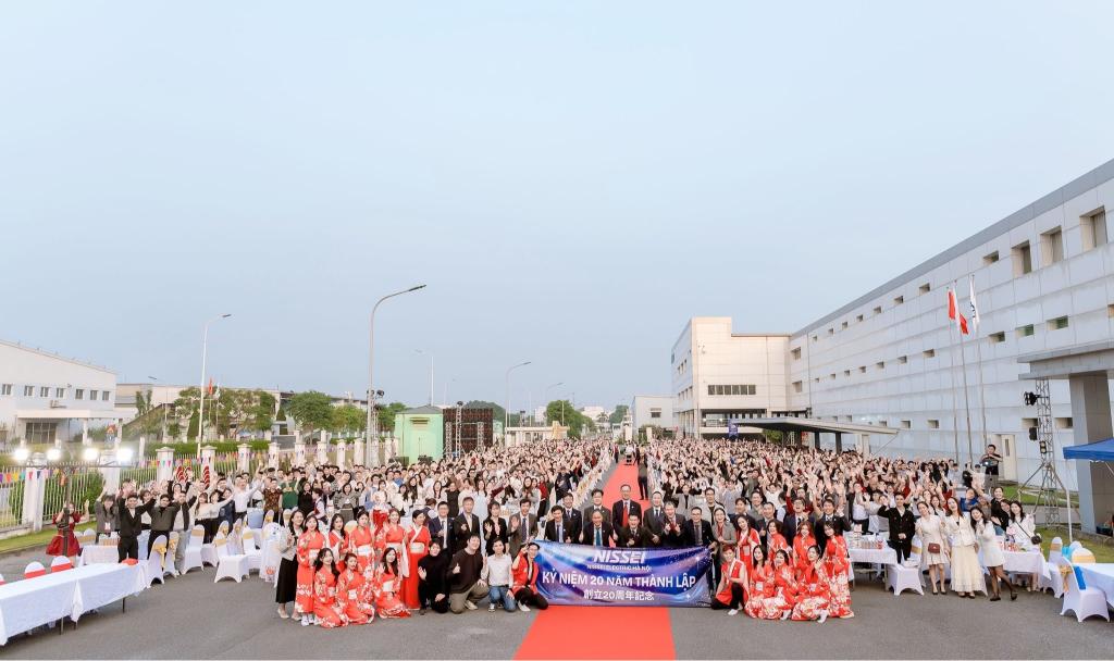 CHƯƠNG TR&Igrave;NH KỶ NIỆM 20 NĂM TH&Agrave;NH LẬP C&Ocirc;NG TY